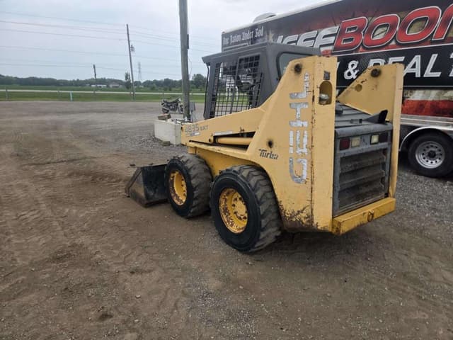 Image of Gehl 4835SXT equipment image 1