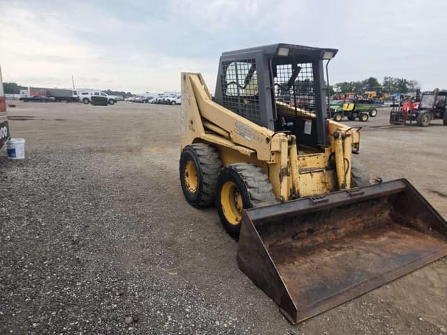 Image of Gehl 4835SXT equipment image 3