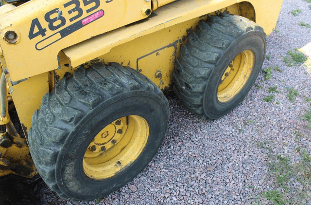 Image of Gehl 4835SXT equipment image 1