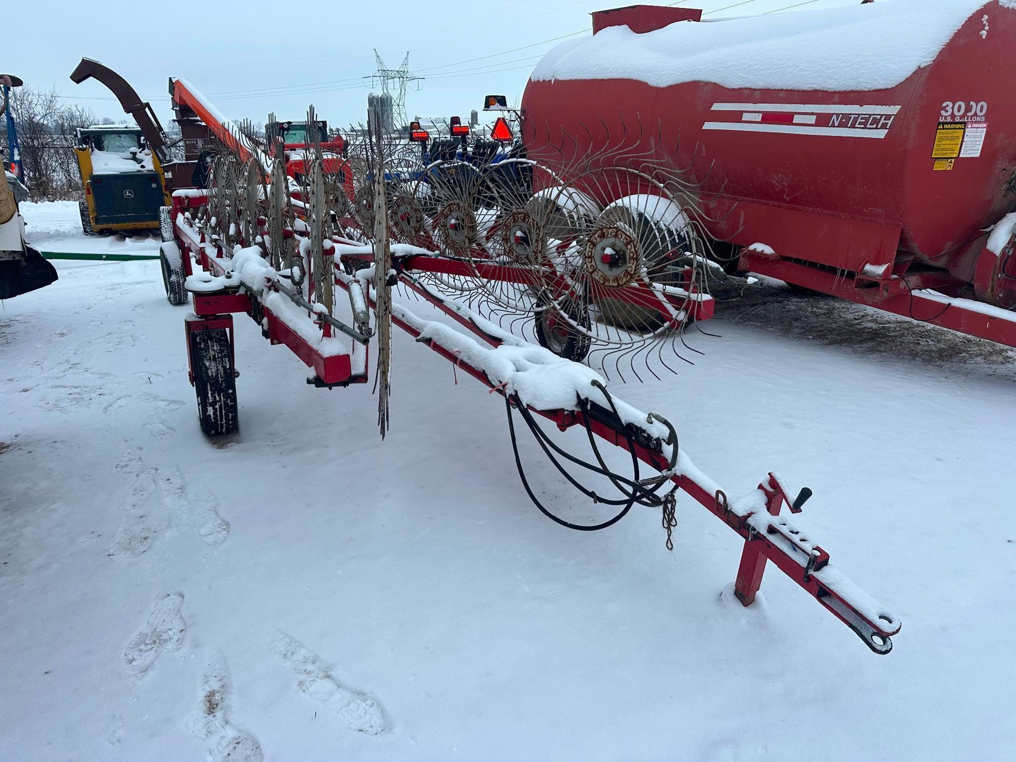 Gehl 520 Equipment Image0