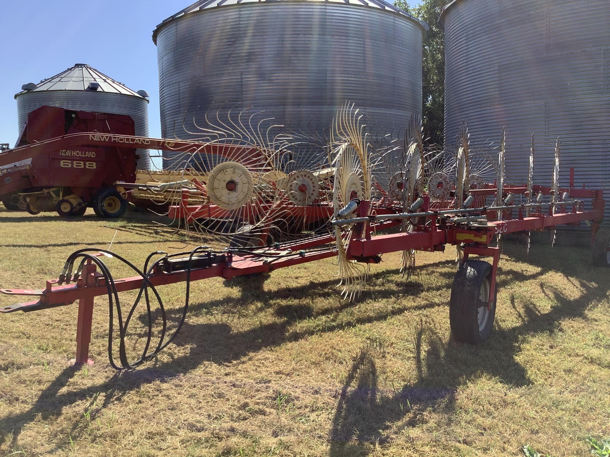 Gehl 520 Equipment Image0