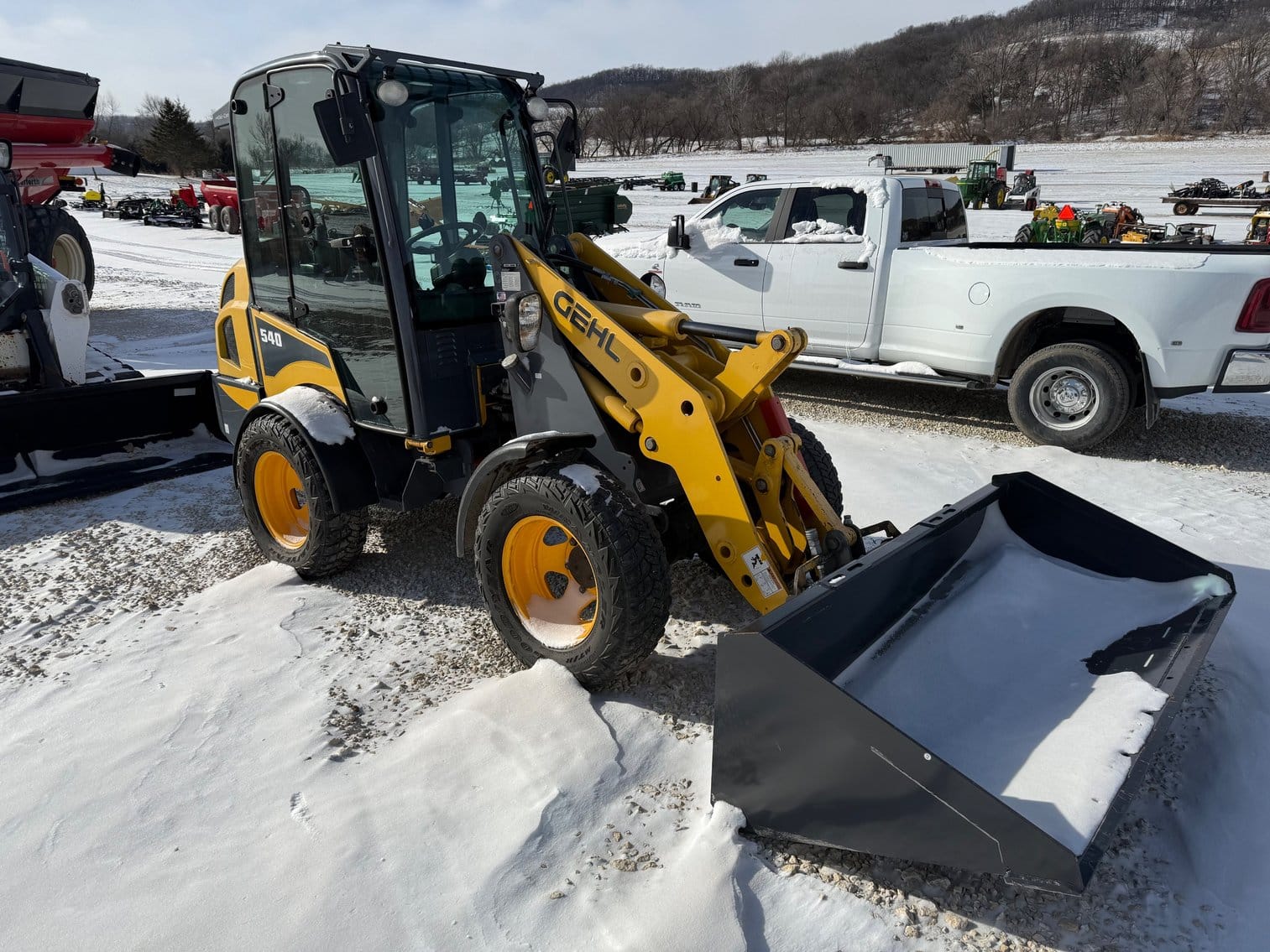 Gehl 540 Equipment Image0