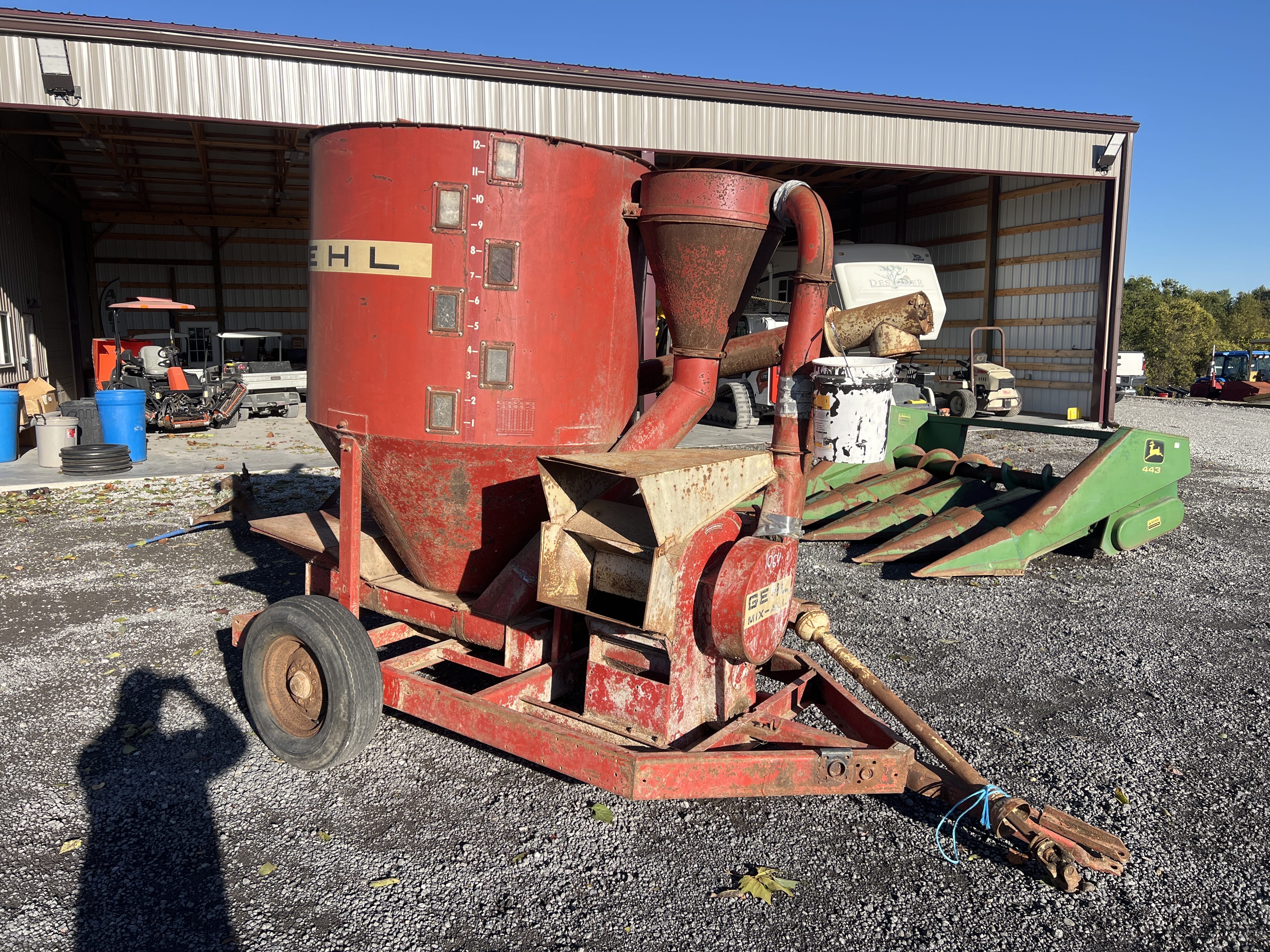 Gehl 55 Equipment Image0