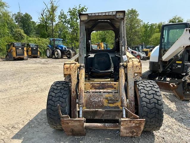 Image of Gehl 5635DXT equipment image 1