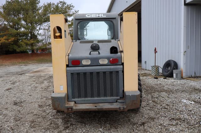 Image of Gehl 5640 equipment image 4