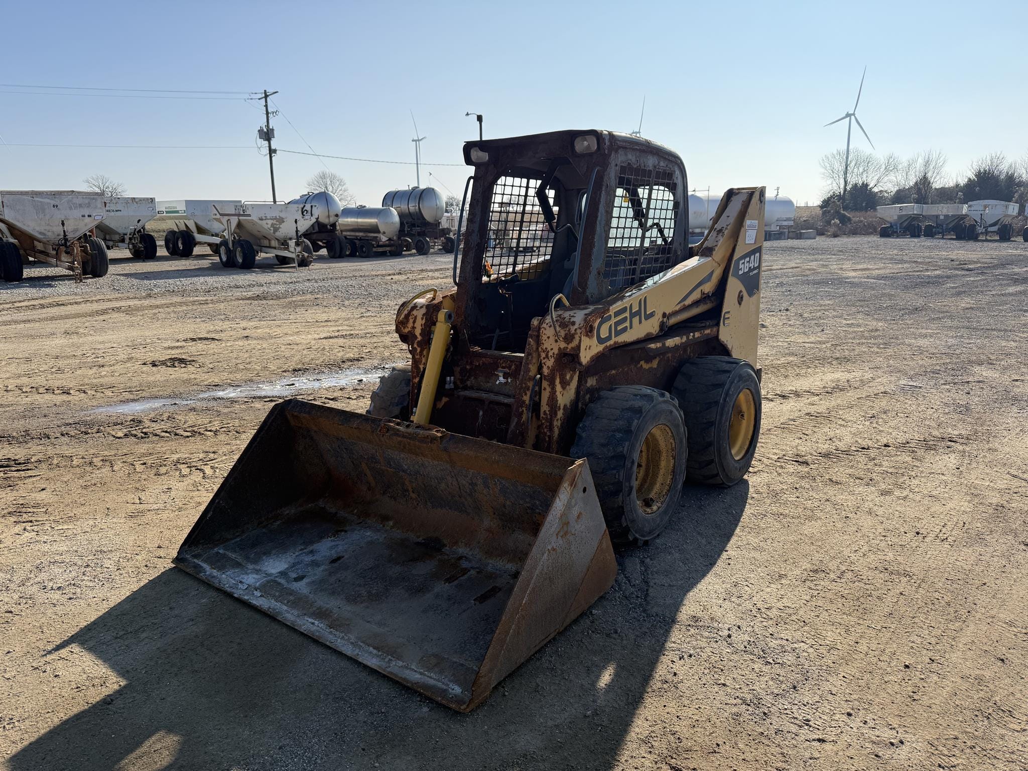 Gehl 5640 Equipment Image0