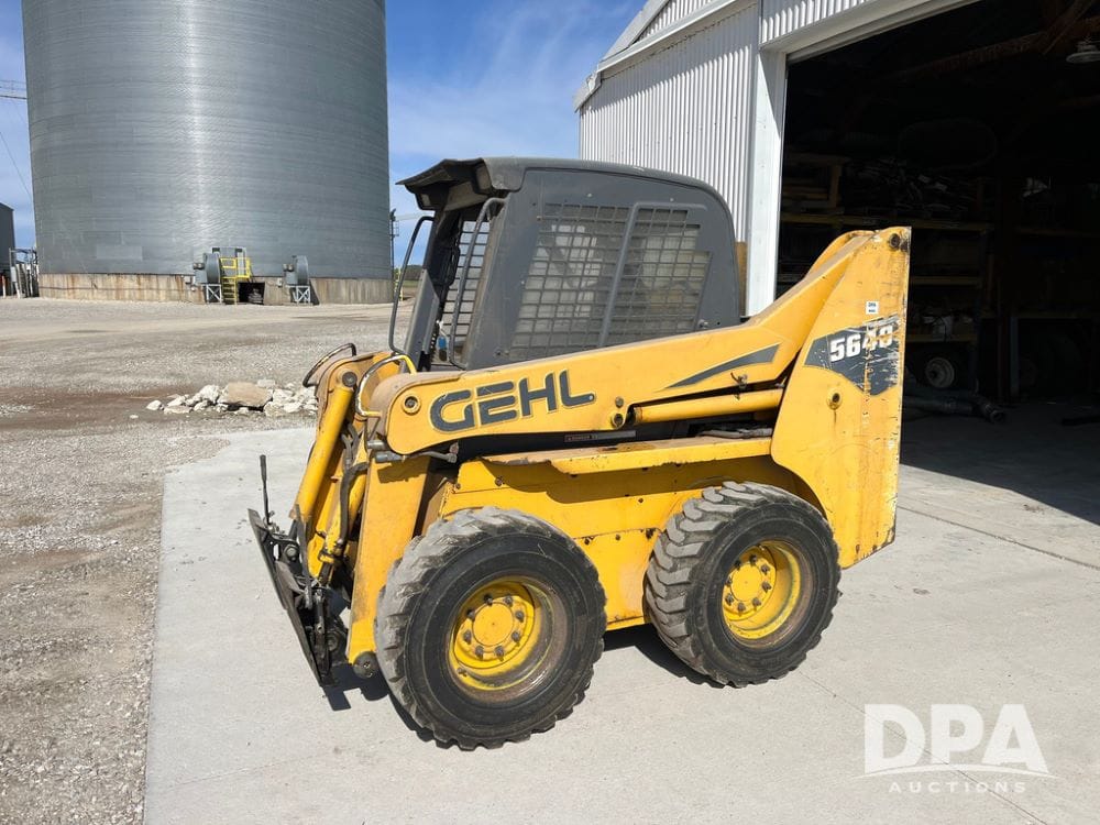 Gehl 5640 Equipment Image0