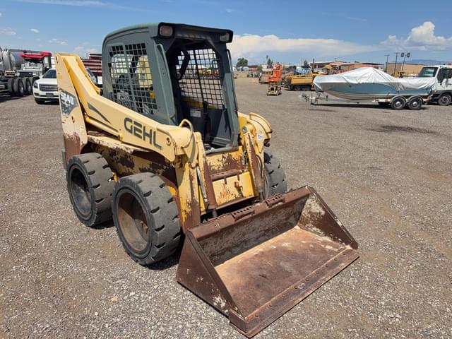 Image of Gehl 5640 equipment image 3