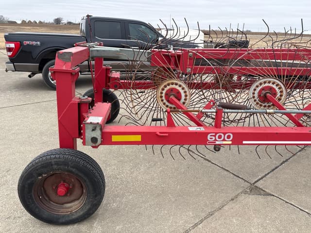 Image of Gehl WR600 equipment image 4