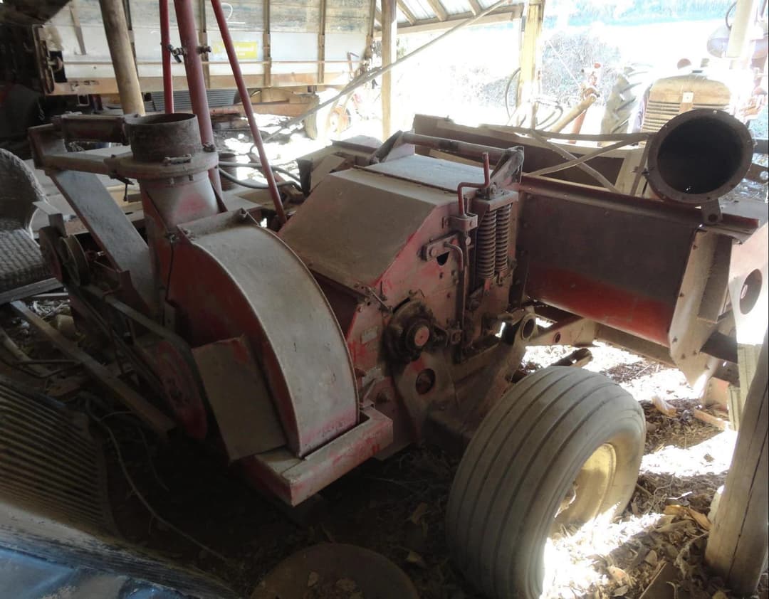 Image of Gehl 600 Image 1