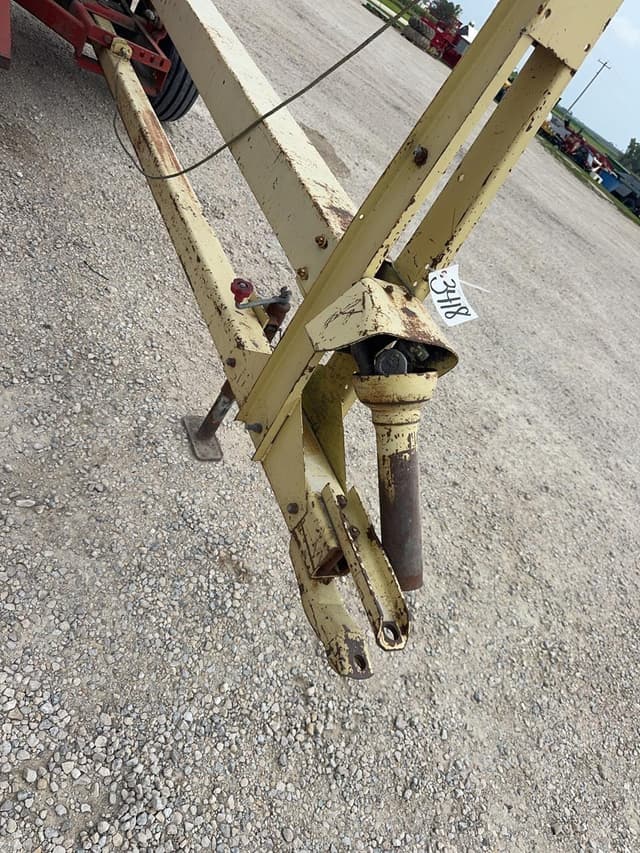 Image of Gehl 600 equipment image 1