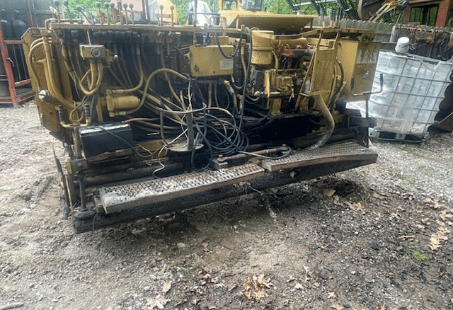 Image of Gehl 650 equipment image 1