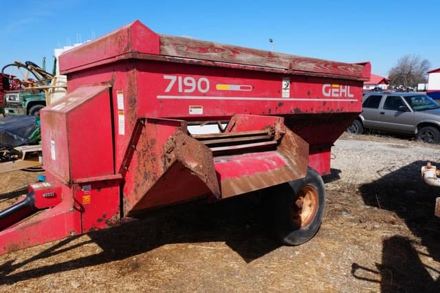 Image of Gehl 7190 equipment image 3