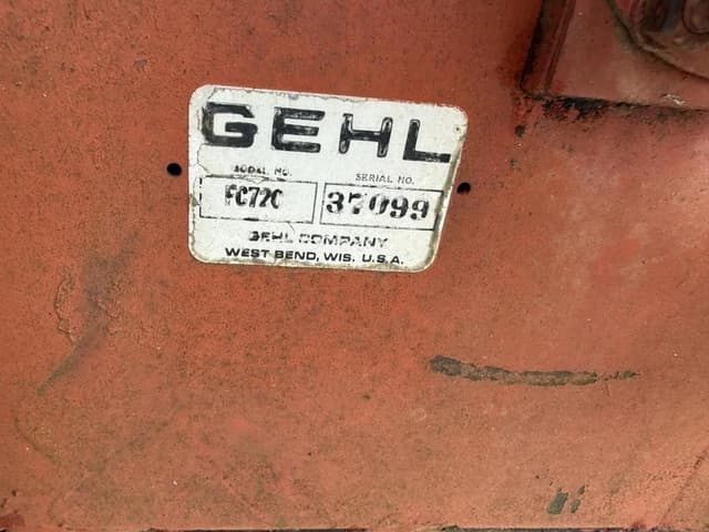 Image of Gehl FC72C equipment image 4