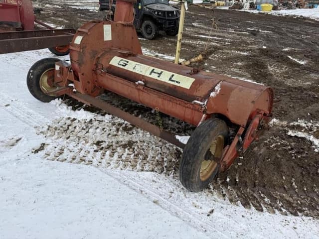 Image of Gehl FC72C equipment image 3