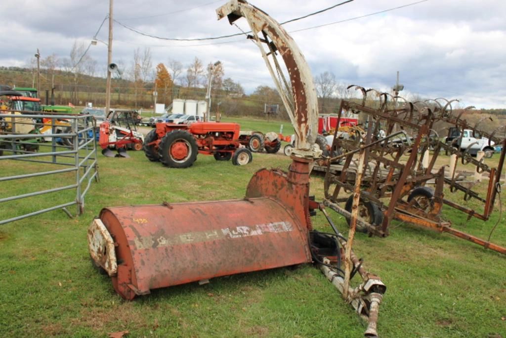 Gehl 72 Equipment Image0