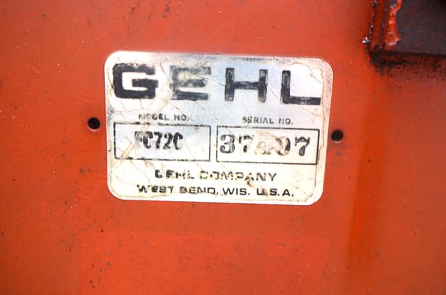 Image of Gehl FC72C equipment image 4