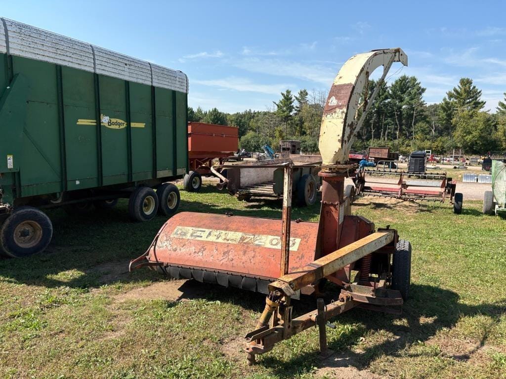 Gehl 7200 Equipment Image0