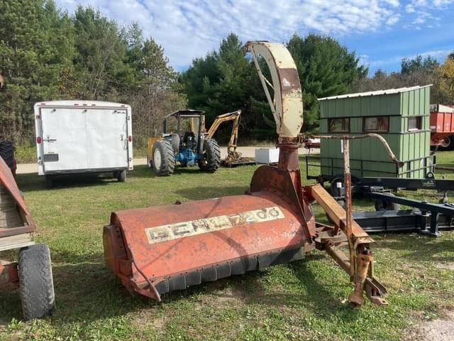 Image of Gehl 7200 equipment image 1