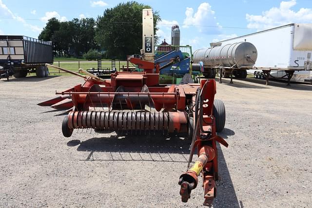 Image of Gehl 750 equipment image 1
