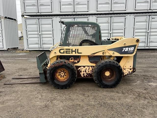 Image of Gehl 7810 equipment image 2
