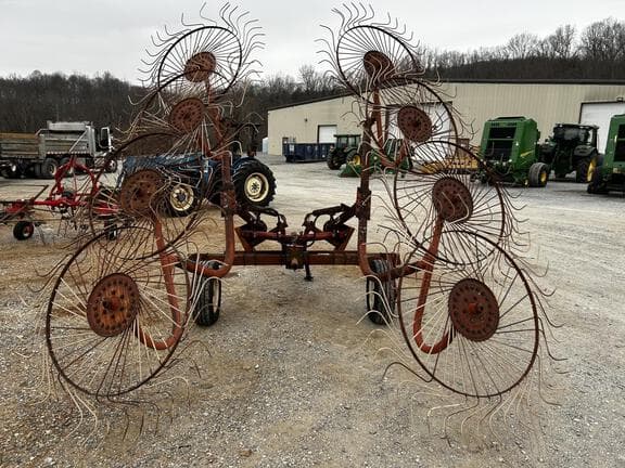 Image of Gehl Undetermined equipment image 4