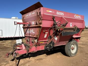 Main image Gehl 8285