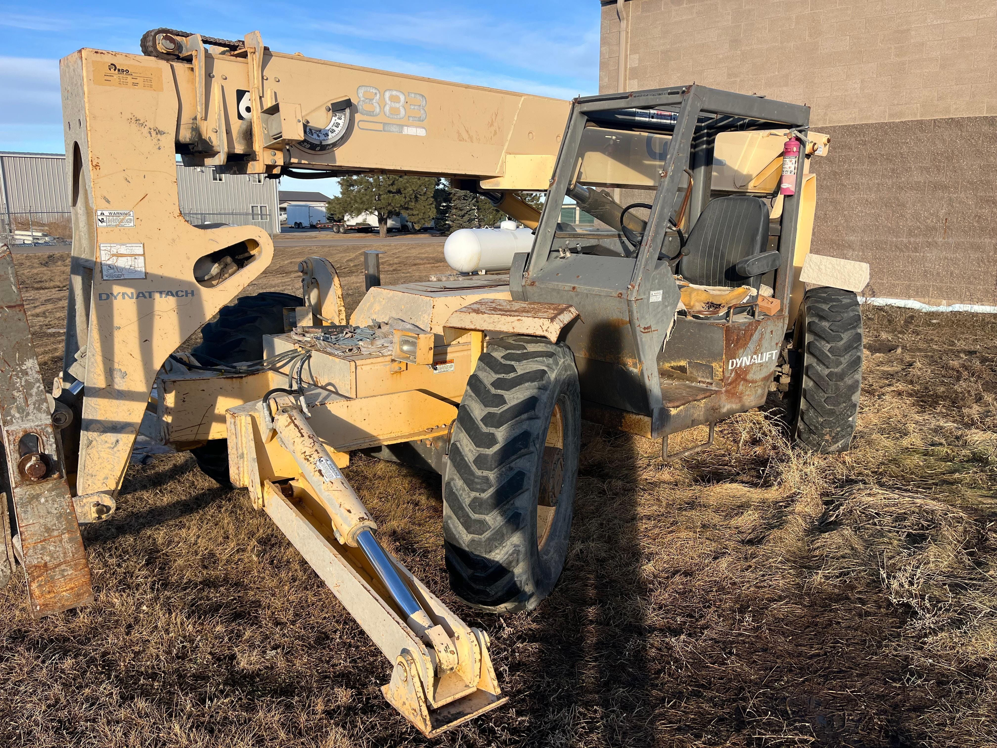 Gehl 883 Equipment Image0