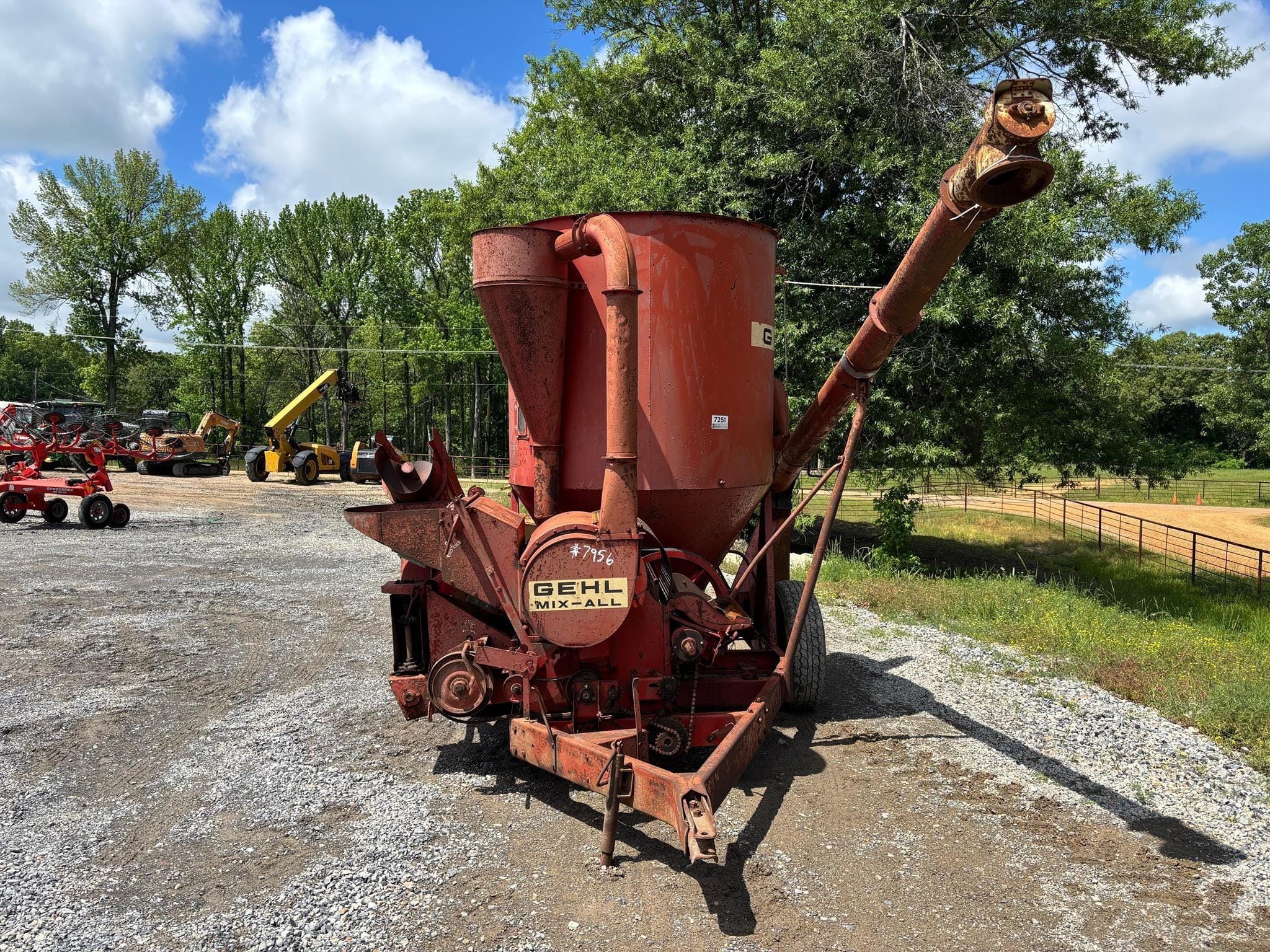 Gehl 95 Equipment Image0