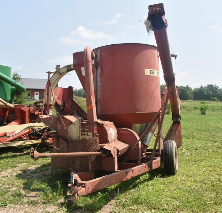 SOLD Gehl 95 Hay And Forage Grinders Mixers Tractor Zoom SOLD Gehl 95 Hay And Forage Grinders Mixers Tractor Zoom
