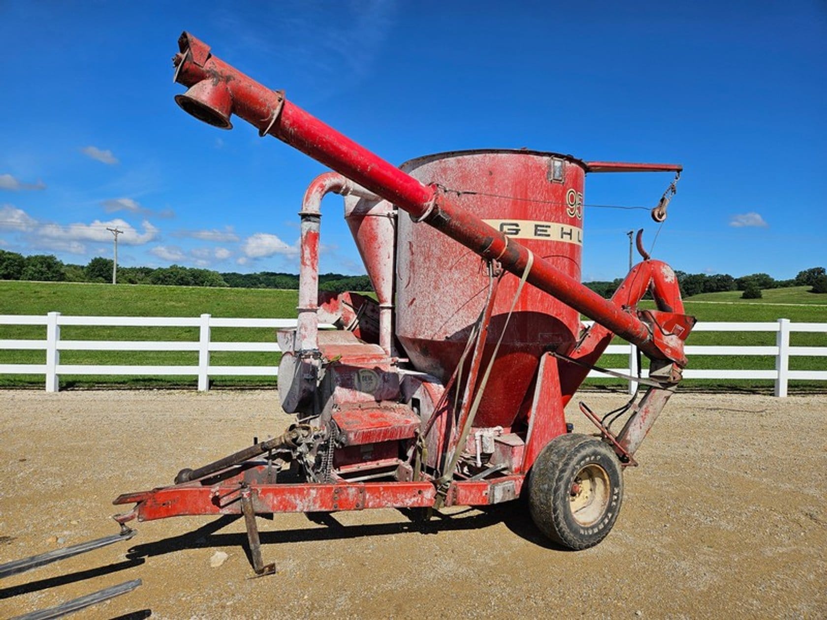 Gehl 95 Equipment Image0