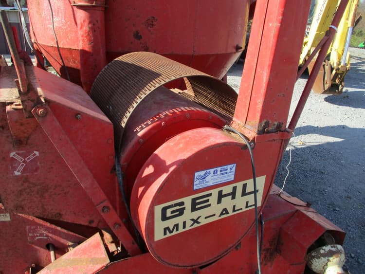 Gehl 95 Hay And Forage Grinders Mixers For Sale Tractor Zoom Gehl 95 Hay And Forage Grinders Mixers For Sale Tractor Zoom