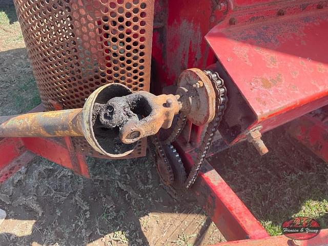 Image of Gehl 95 equipment image 4