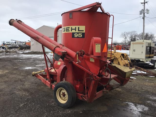 Image of Gehl 95XD equipment image 2