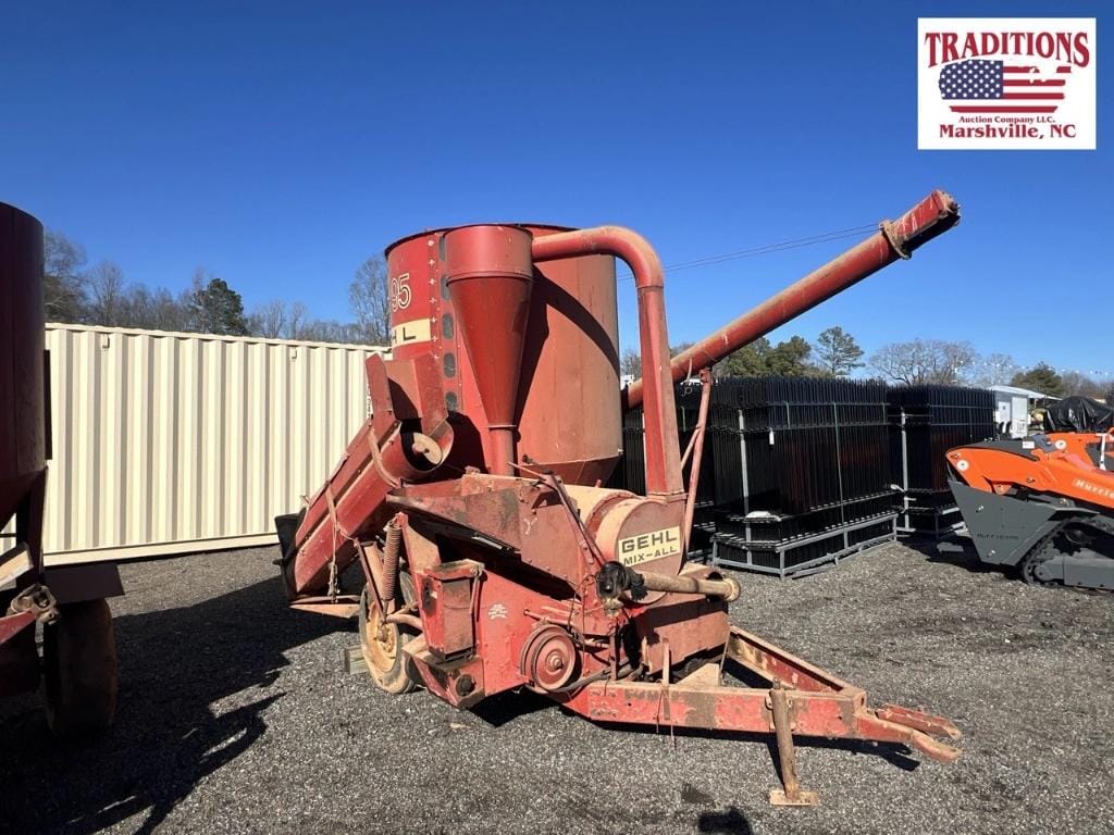 Gehl 95XD Equipment Image0