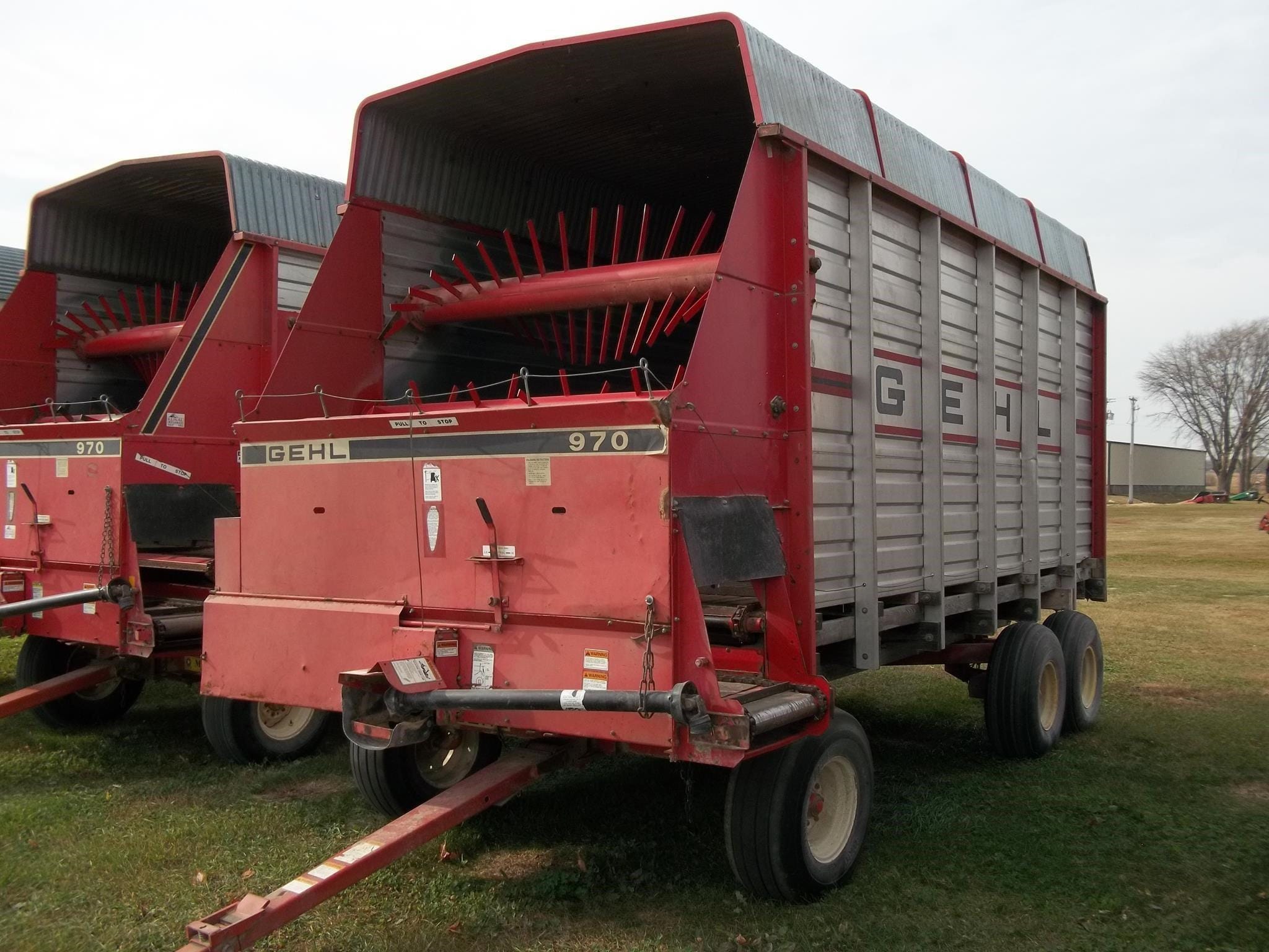 Gehl 970 Equipment Image0