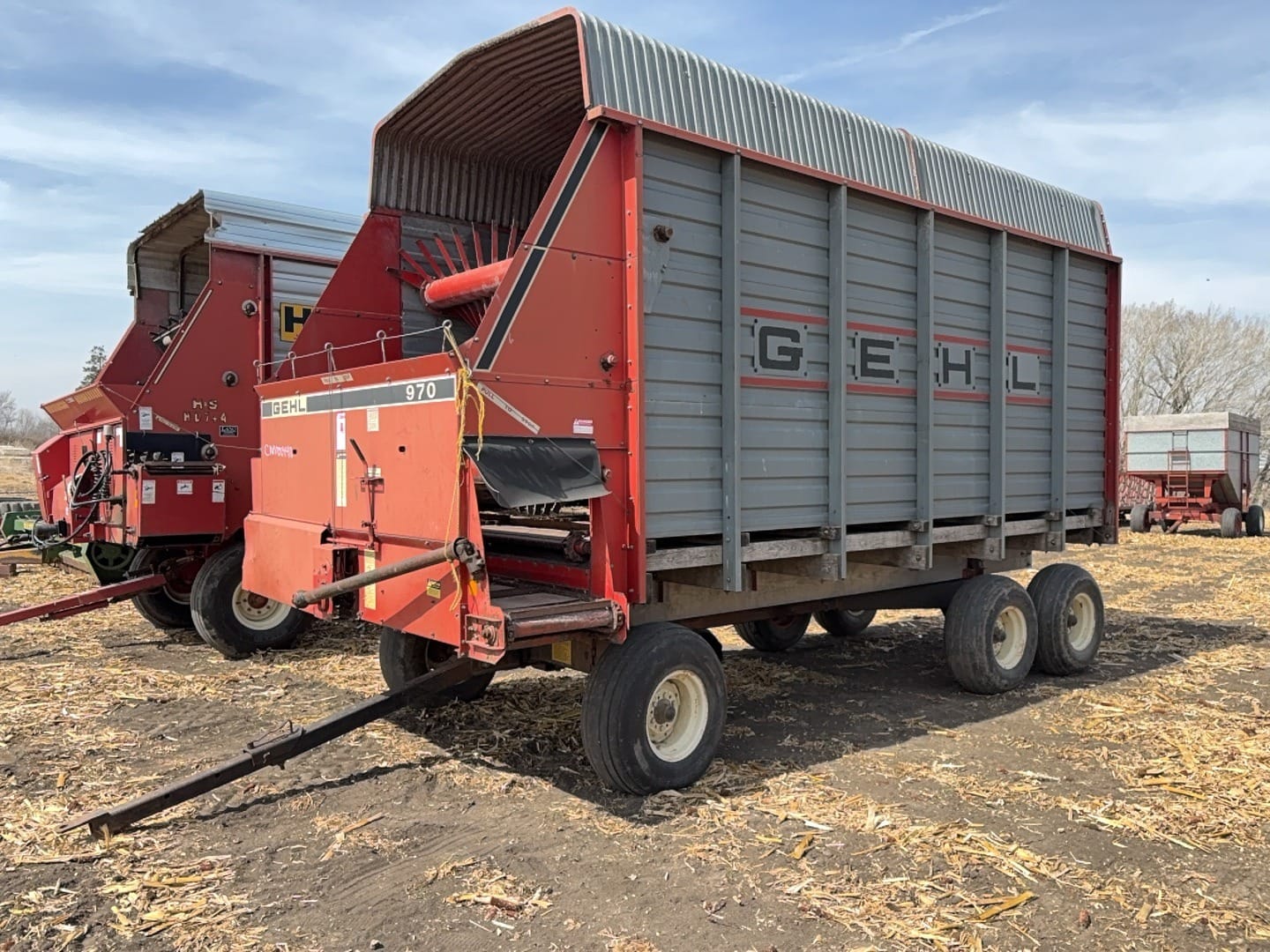 Gehl 970 Equipment Image0