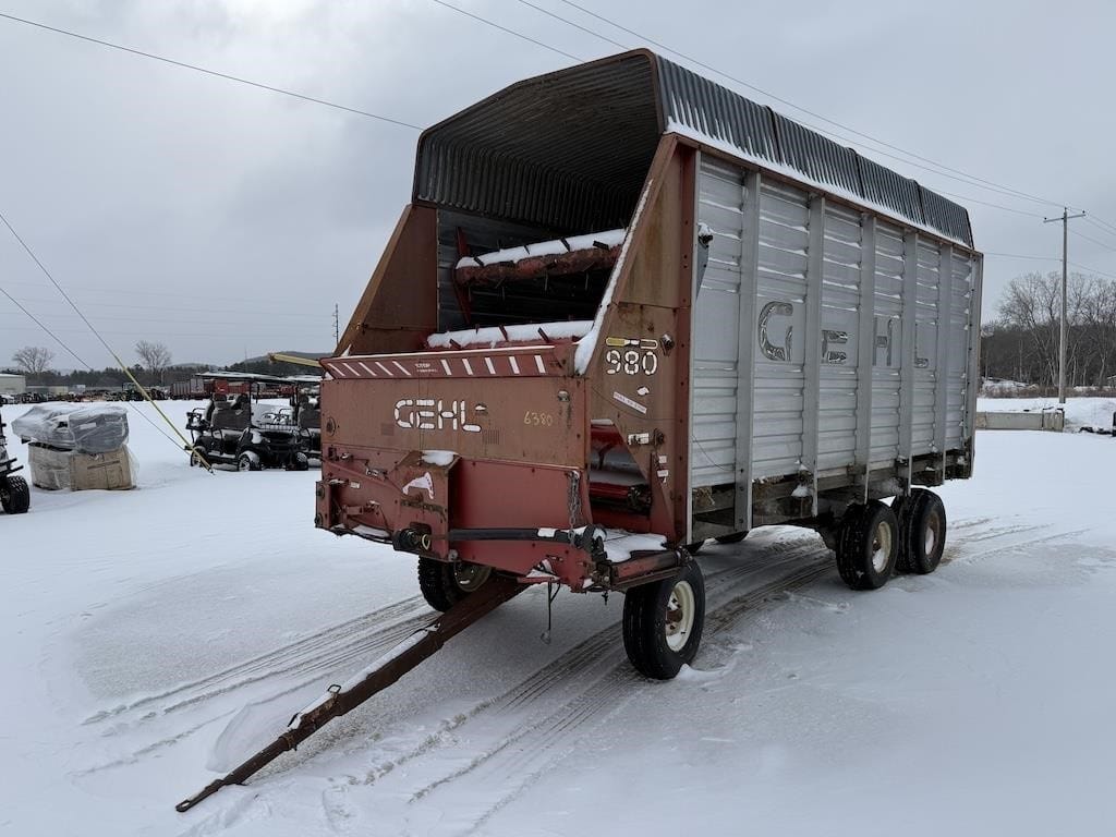 Gehl 980 Equipment Image0