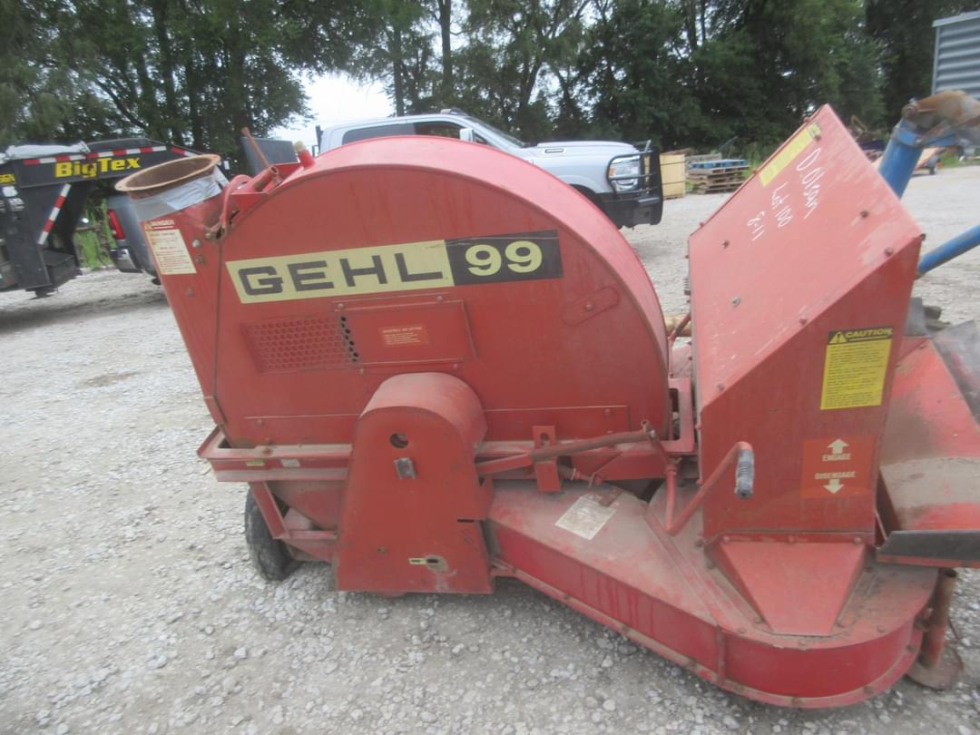 Image of Gehl 99 Primary image