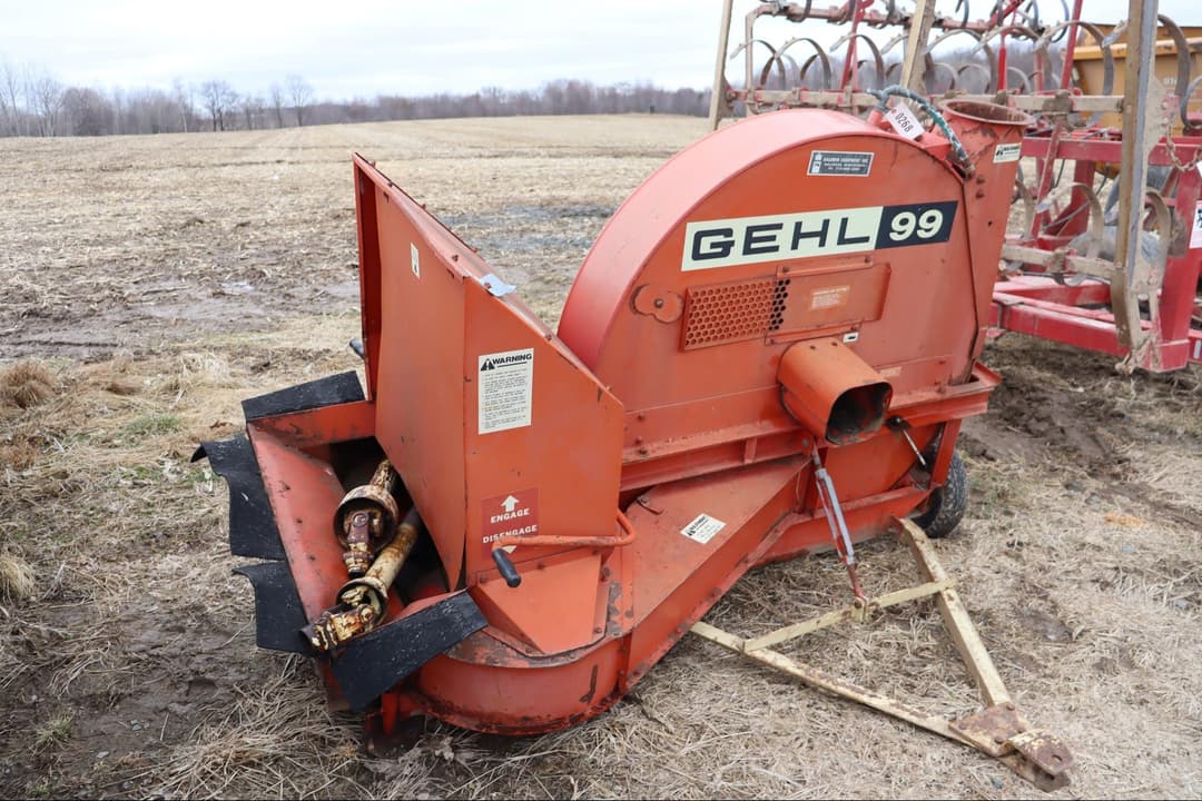 Image of Gehl 99 Image 0