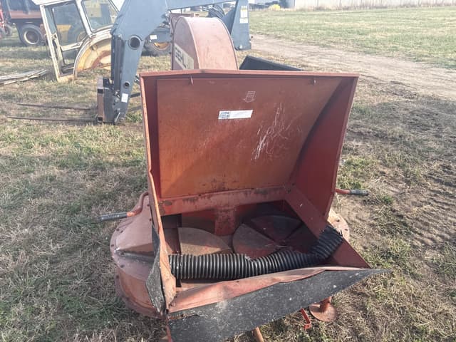 Image of Gehl 99 equipment image 2