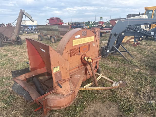 Image of Gehl 99 equipment image 1