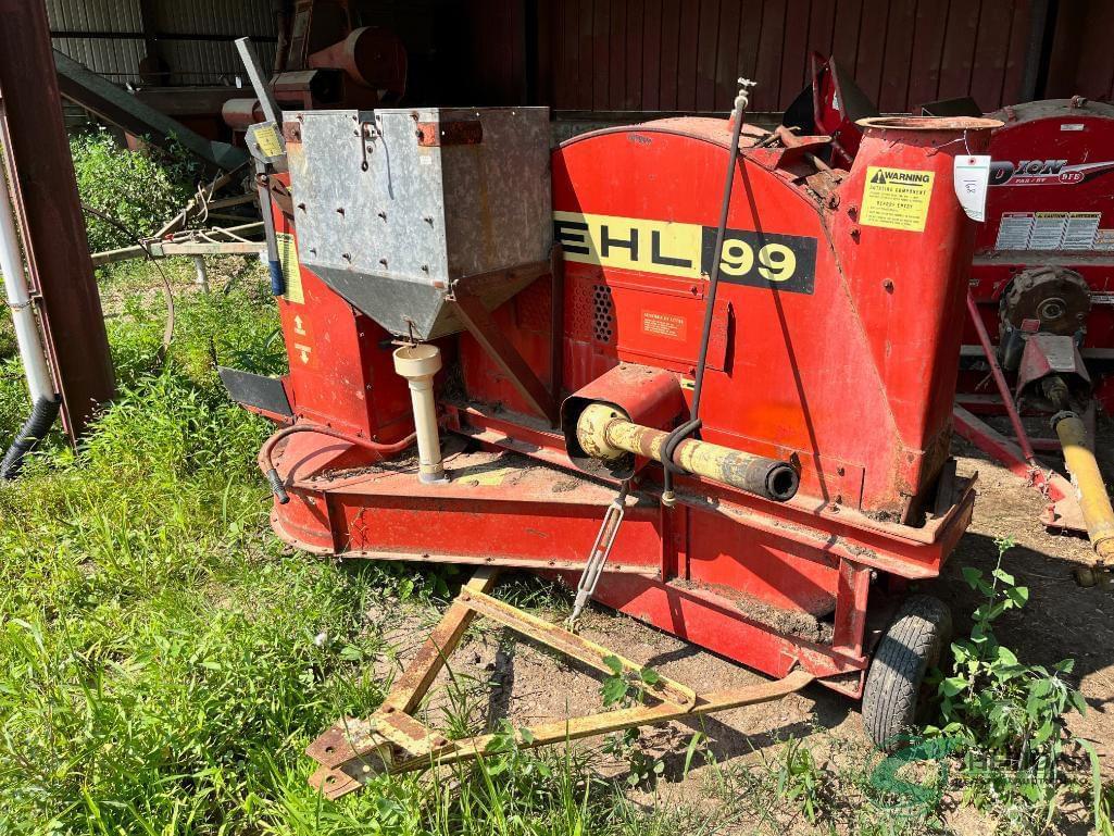 Image of Gehl 99 Image 0
