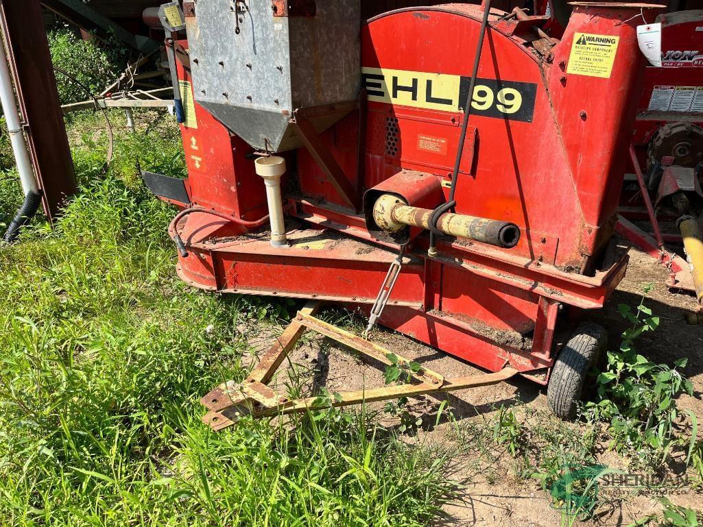 Image of Gehl 99 Image 1