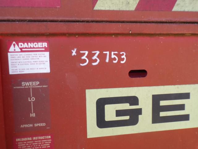 Image of Gehl 960 equipment image 1