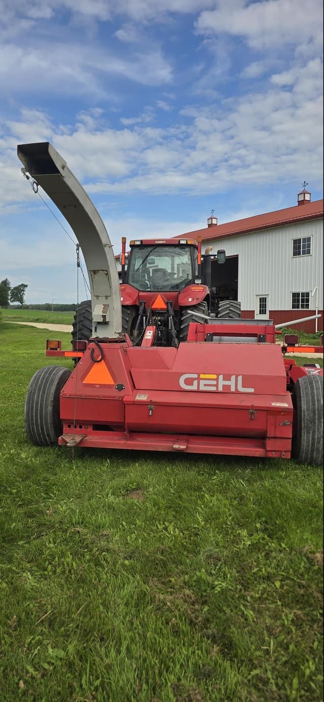 Image of Gehl CB1285 equipment image 2