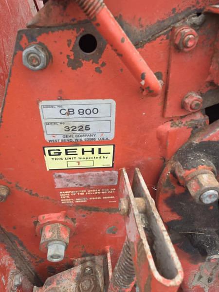 Image of Gehl CB800 equipment image 3