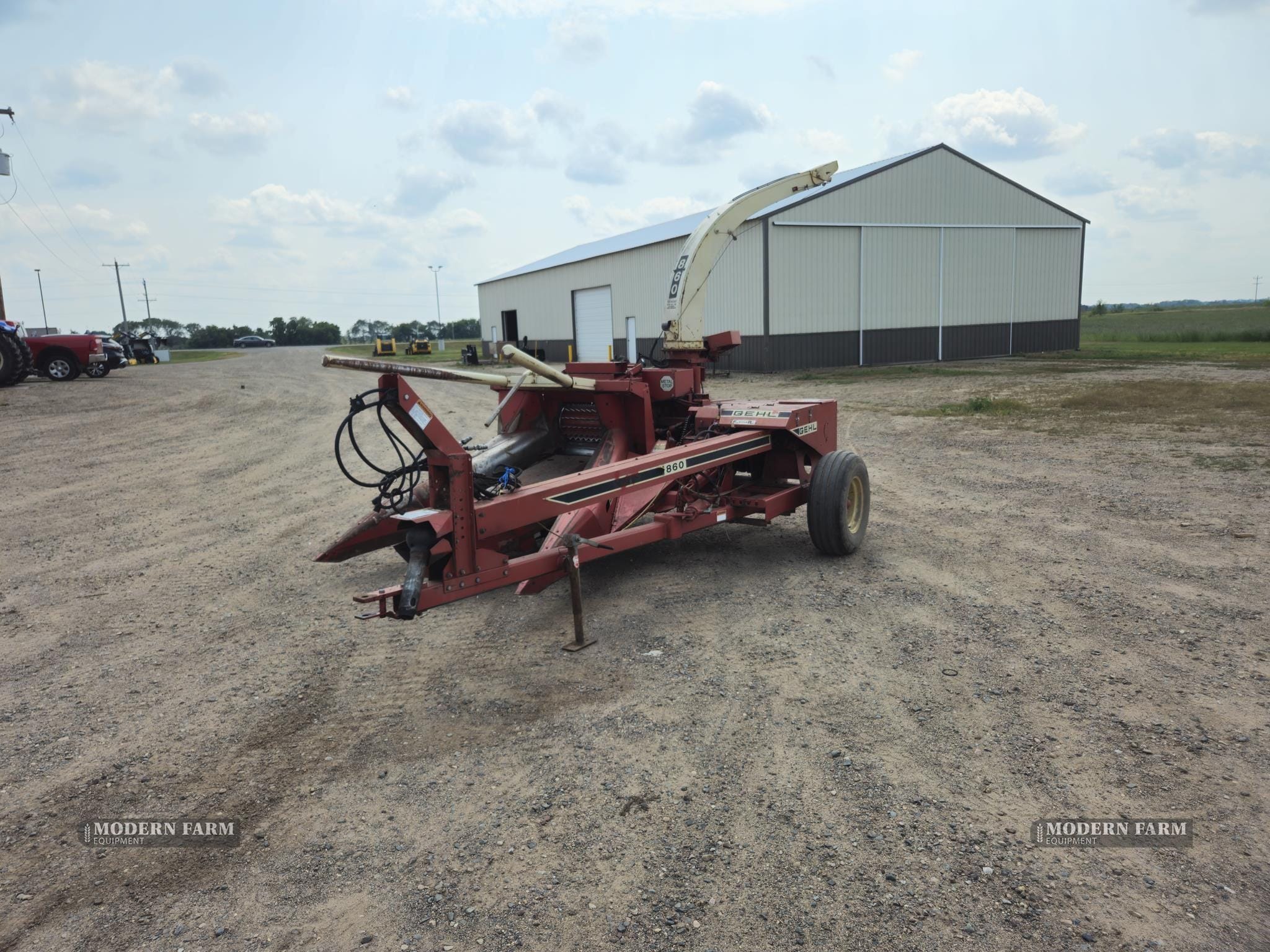 Gehl CB860 Equipment Image0