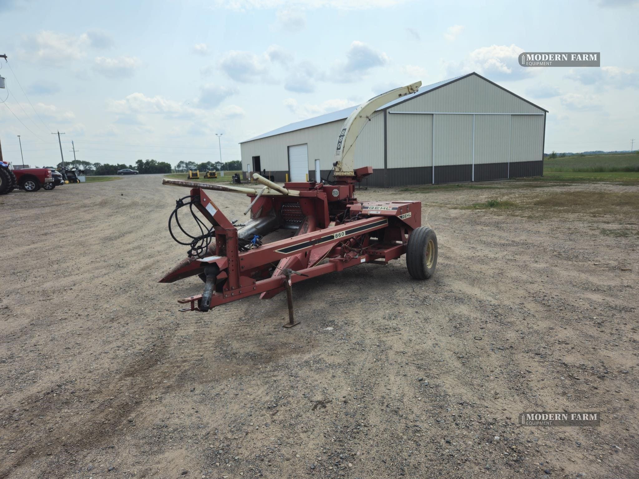 Gehl CB860 Equipment Image0