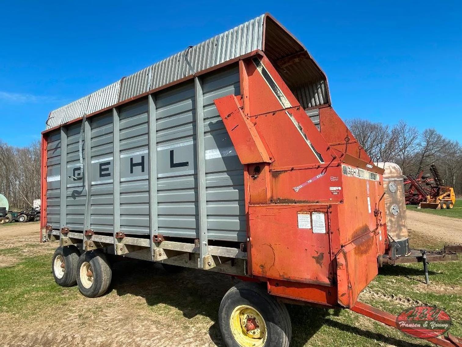 Gehl BU970 Equipment Image0